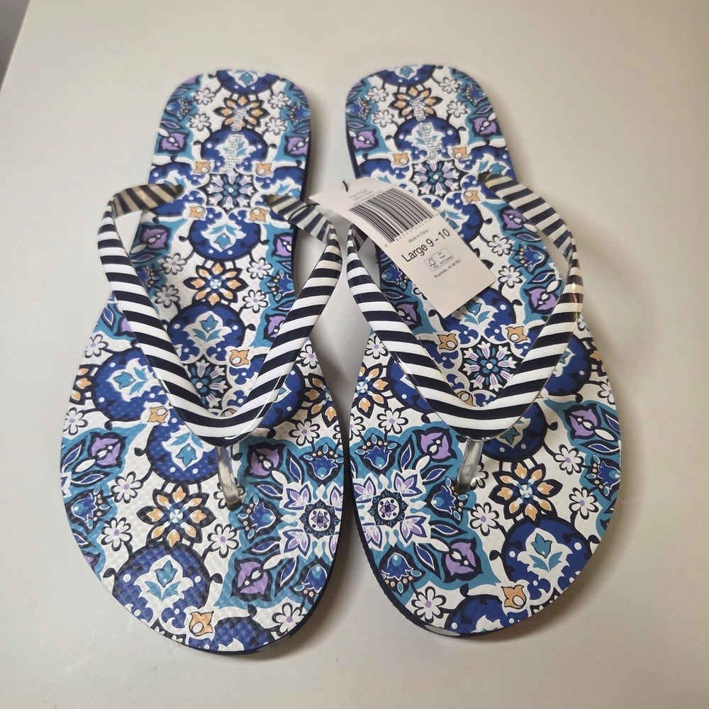 Vera Bradley Lisbon Medallion Cool Flip Flops Blue White Striped Large 9-10 NEW